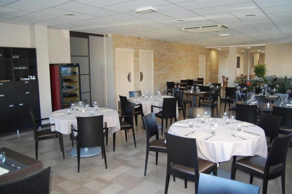 Hotel-Restaurant La Caborne Limonest Eksteriør billede